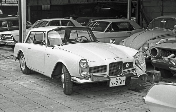 (01-13a)(164-32) 1962 Facel Vega Facellia F2.jpg